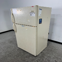 Frigidaire Refrigerator / Freezer Combo image 1